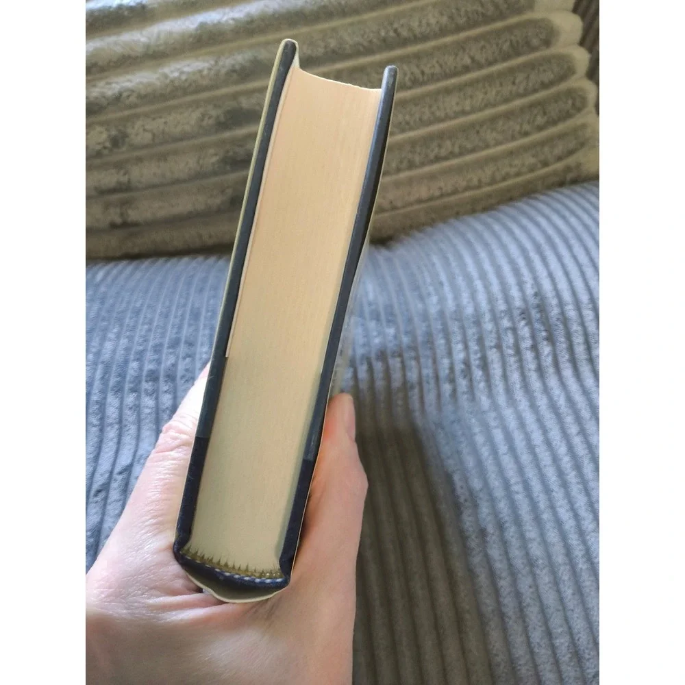 vintage hardcover edition of Dracula by Bram Stoker Barnes & Noble Classics.